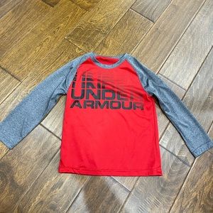Under Armour kids shirt! Size 4!